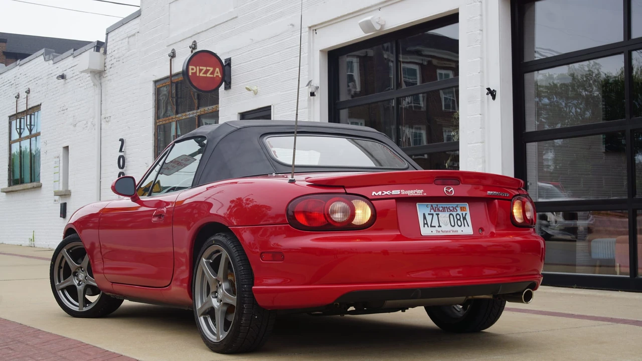 2004 Mazda NB Mazdaspeed MX-5 Miata - Image 18 of 31