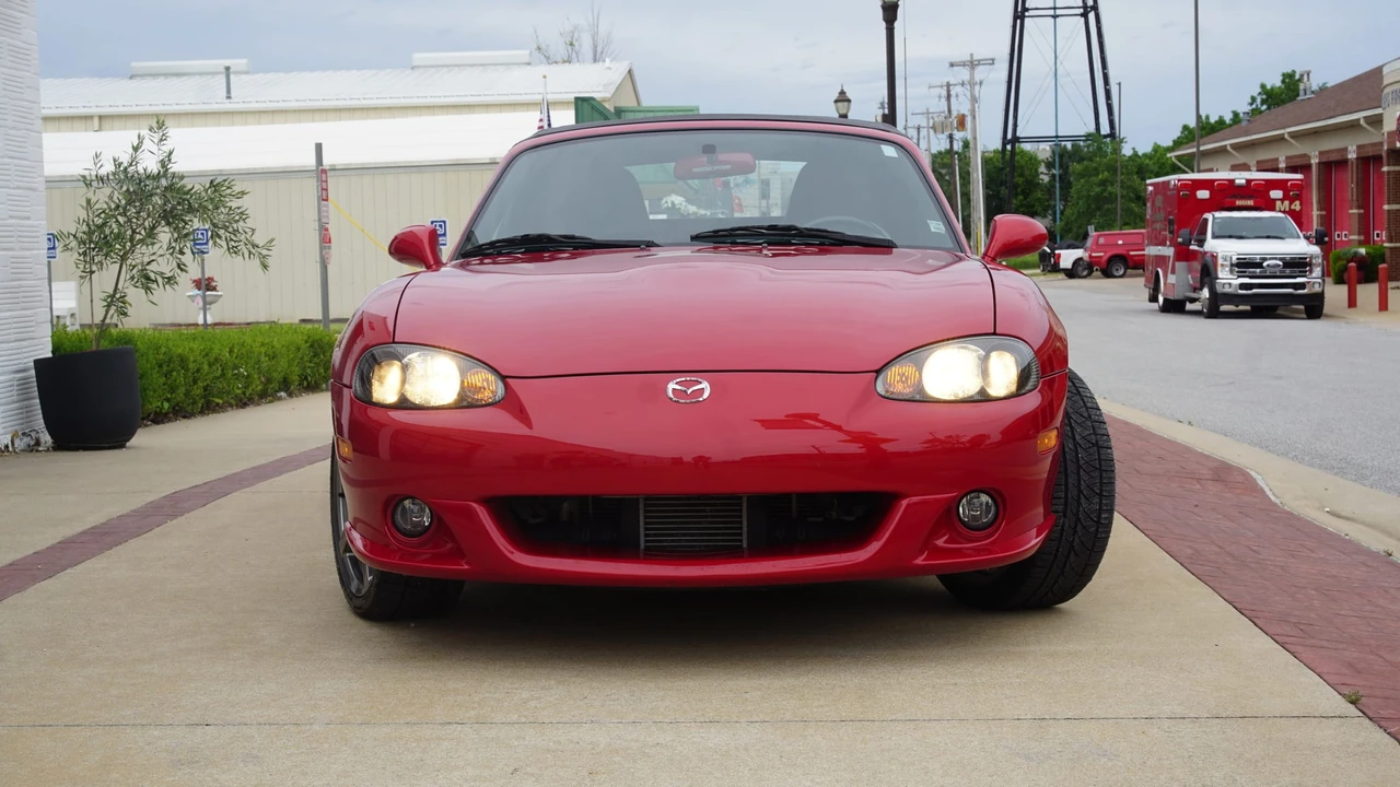 2004 Mazda NB Mazdaspeed MX-5 Miata - Image 4 of 31