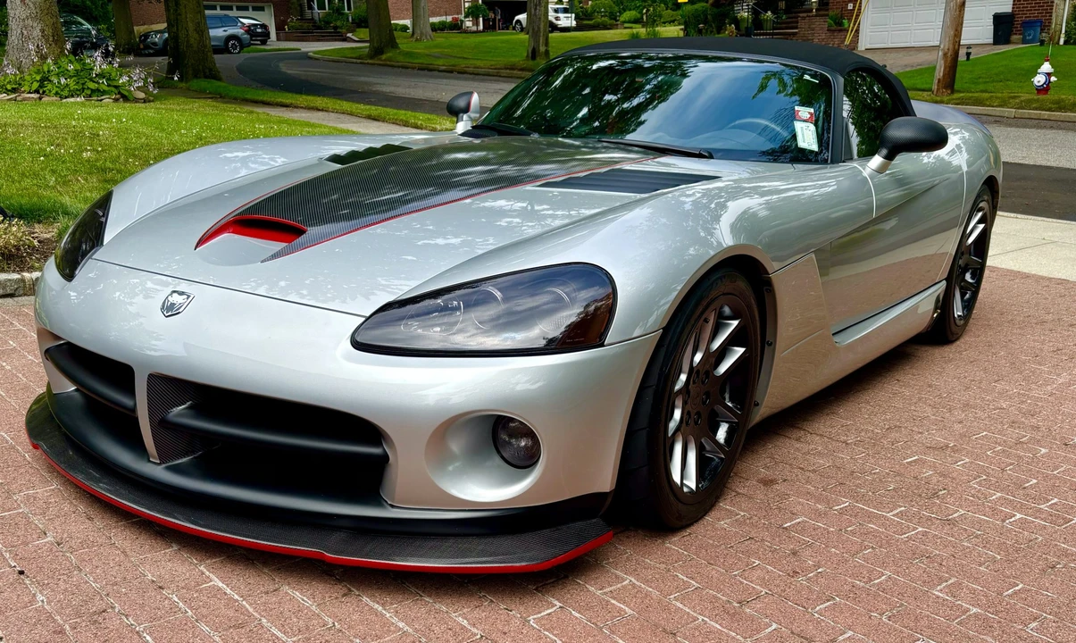 2003 Dodge Viper 3rd Gen - Image 3 of 31