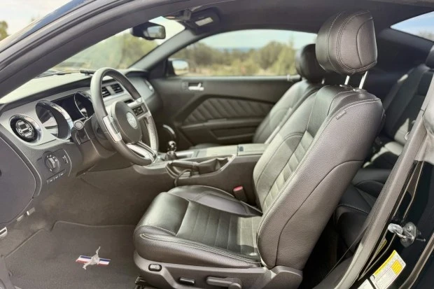 2012 Ford S197 Mustang - Image 4 of 7