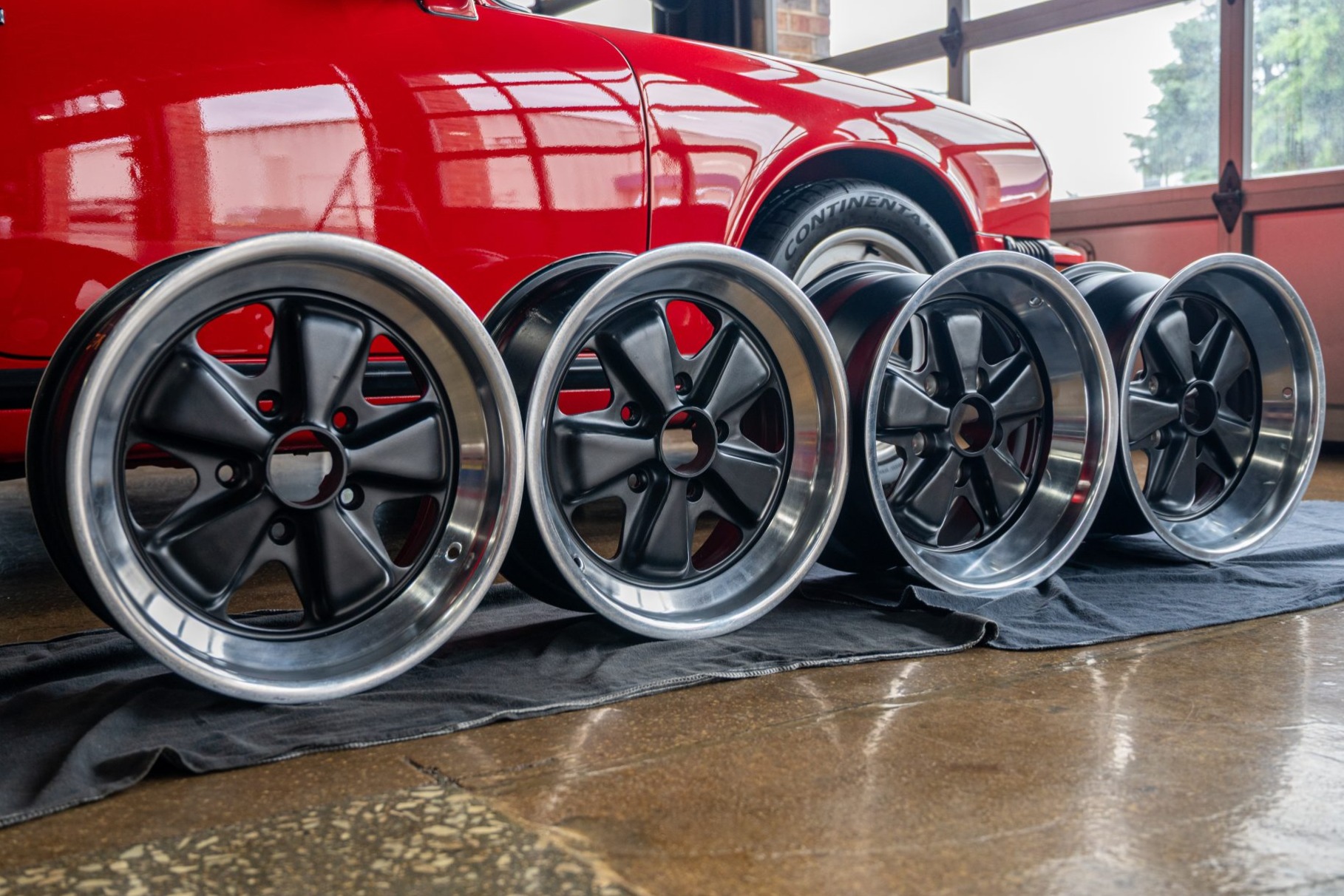 16×7′′ and 16×9′′ Fuchs Wheels for Porsche