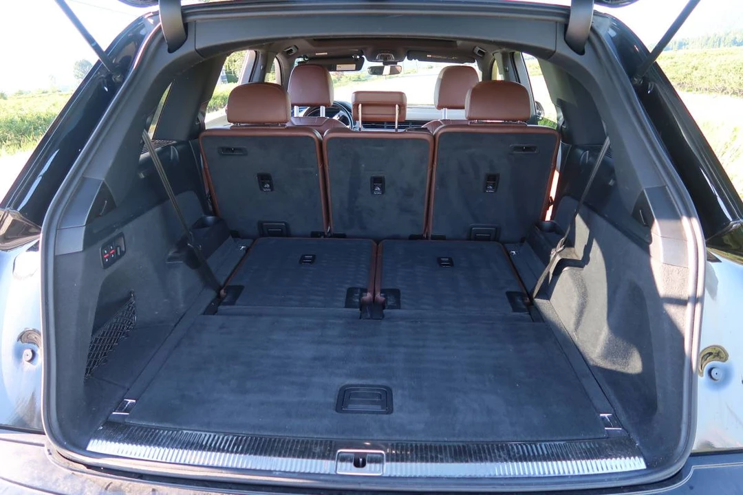 2017 Audi 4M Q7 - Image 10 of 15