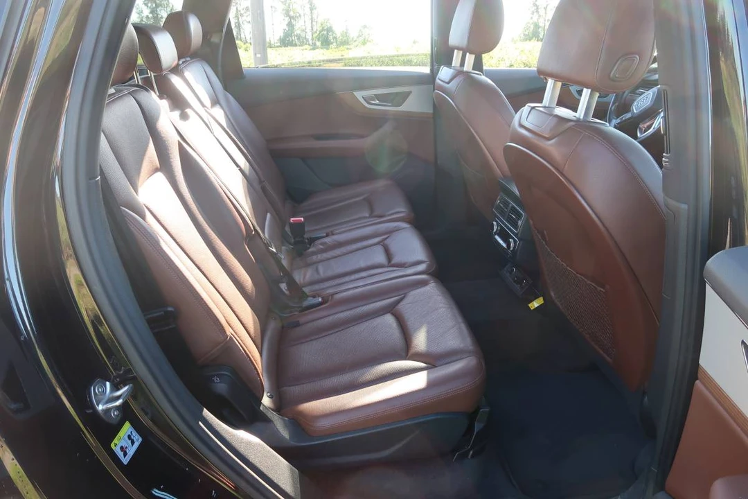 2017 Audi 4M Q7 - Image 11 of 15