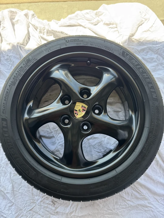 Porsche 911 - Image 6 of 27