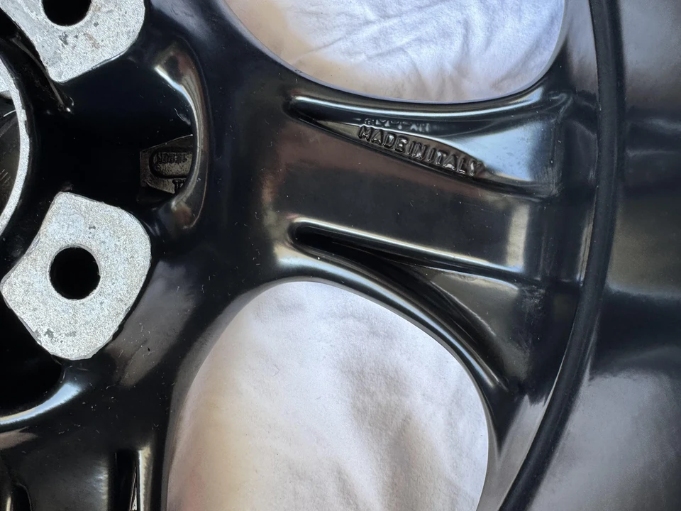 Porsche 911 - Image 11 of 27
