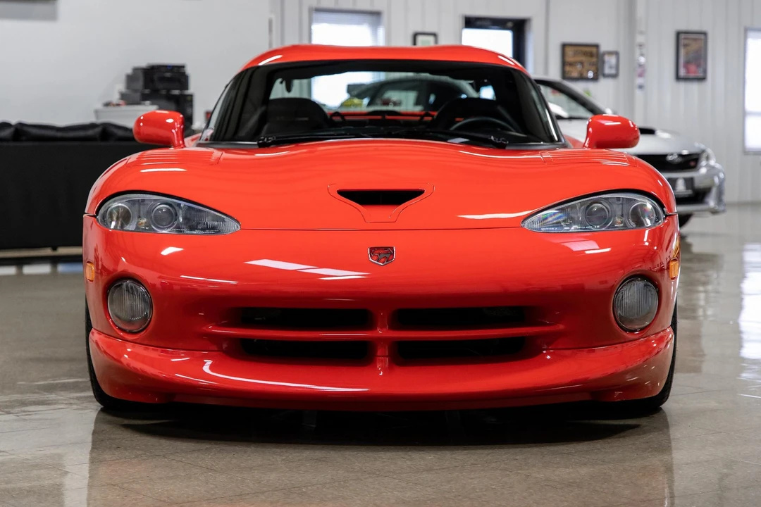 1997 Dodge Viper GTS 2nd Gen - Image 2 of 31