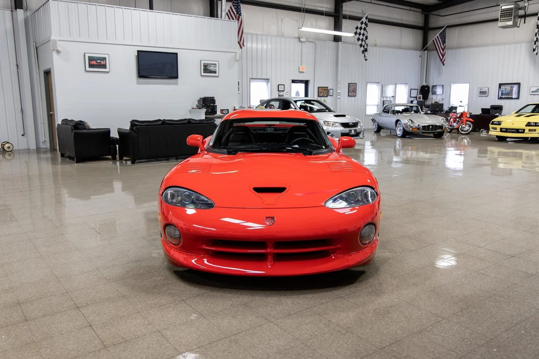 1997 Dodge Viper GTS 2nd Gen - Image 10 of 31