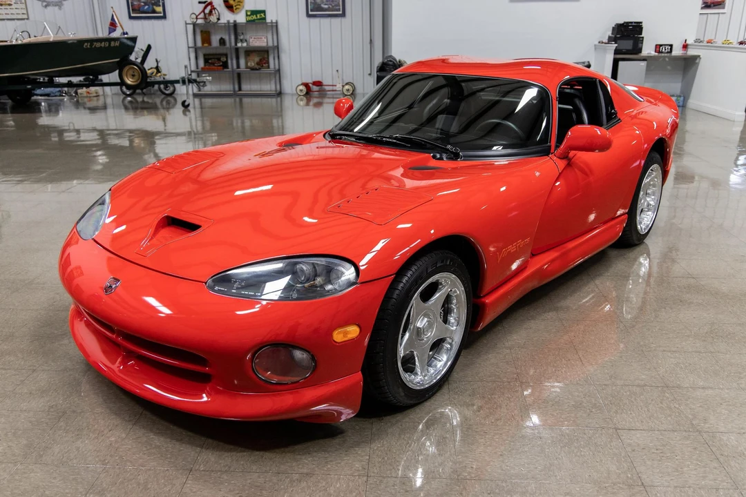 1997 Dodge Viper GTS 2nd Gen - Image 16 of 31