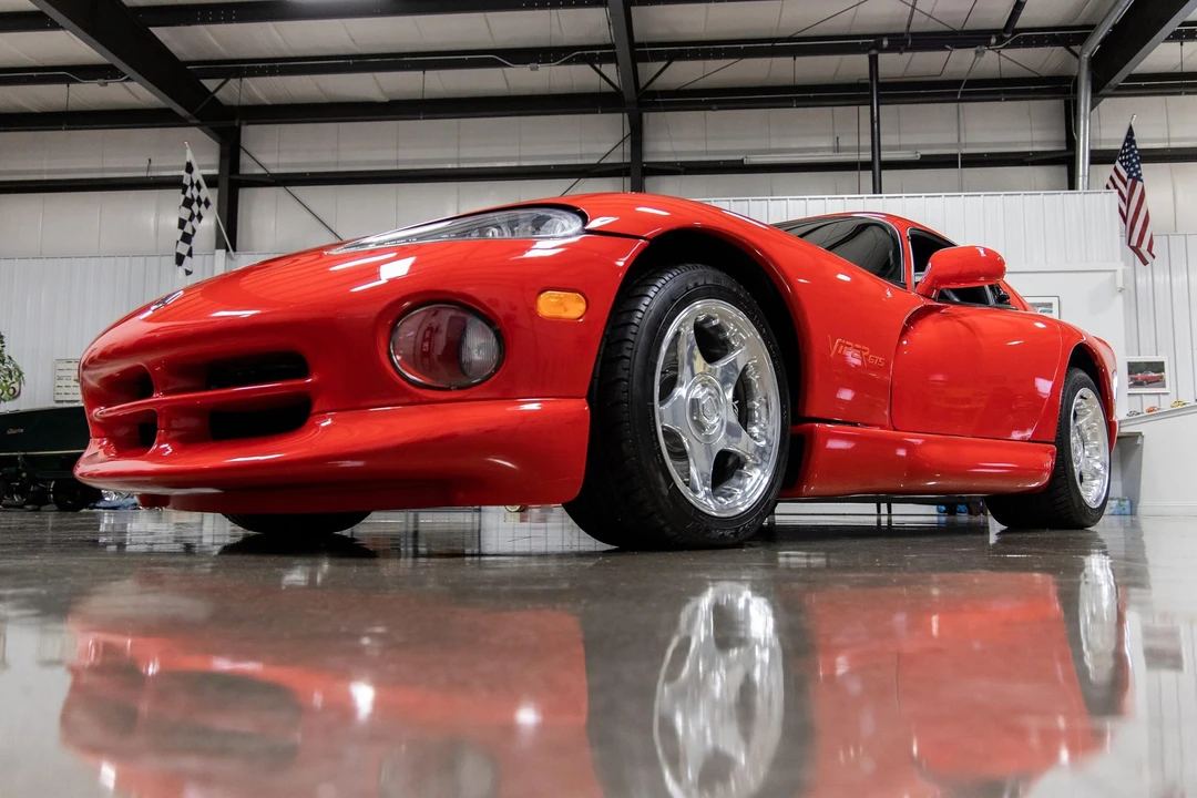 1997 Dodge Viper GTS 2nd Gen - Image 20 of 31