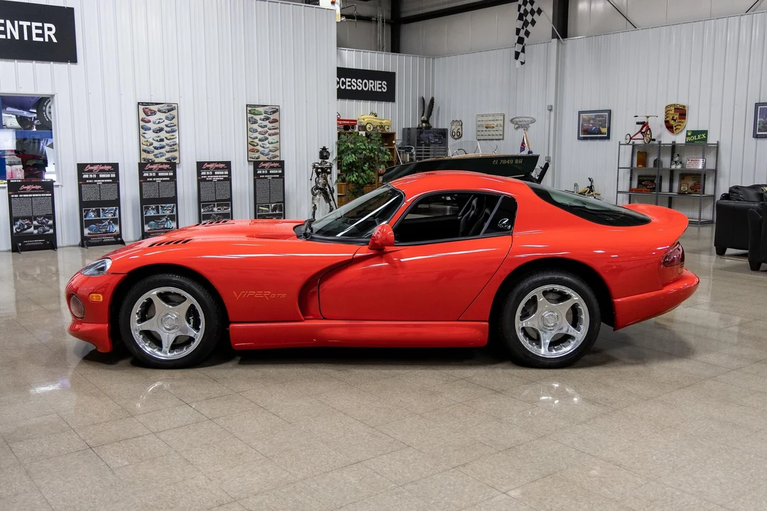 1997 Dodge Viper GTS 2nd Gen - Image 24 of 31