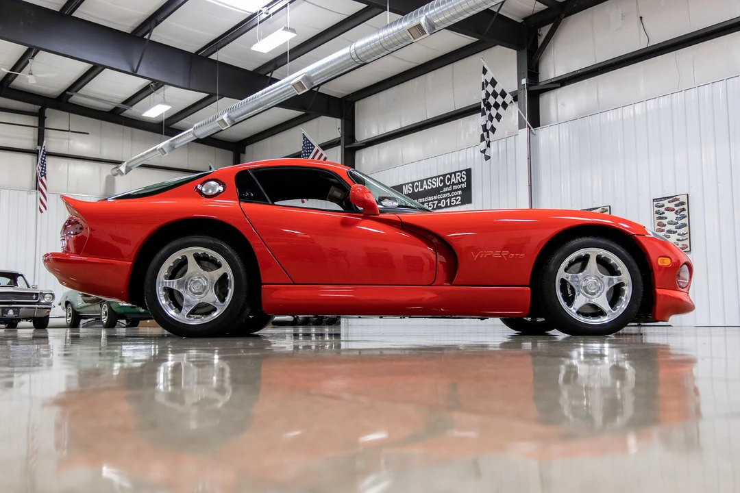 1997 Dodge Viper GTS 2nd Gen - Image 29 of 31