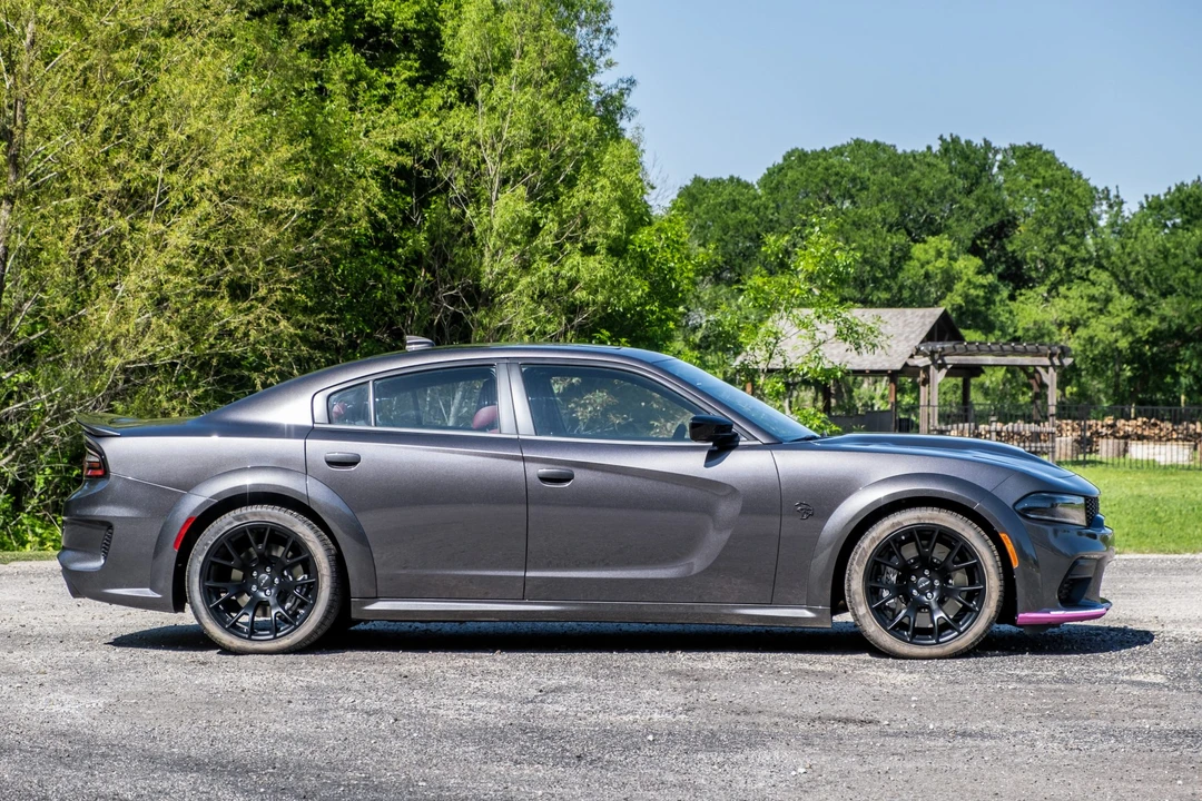 2023 Dodge Charger SRT Hellcat 7th Gen - Image 5 of 31