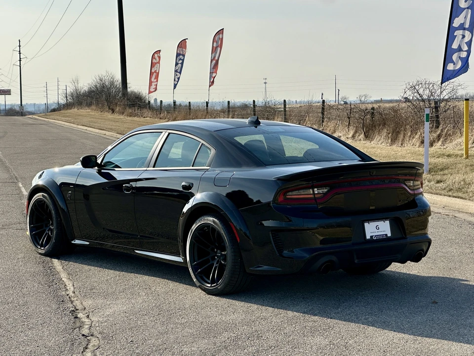 2023 Dodge Charger SRT Hellcat 7th Gen - Image 15 of 31