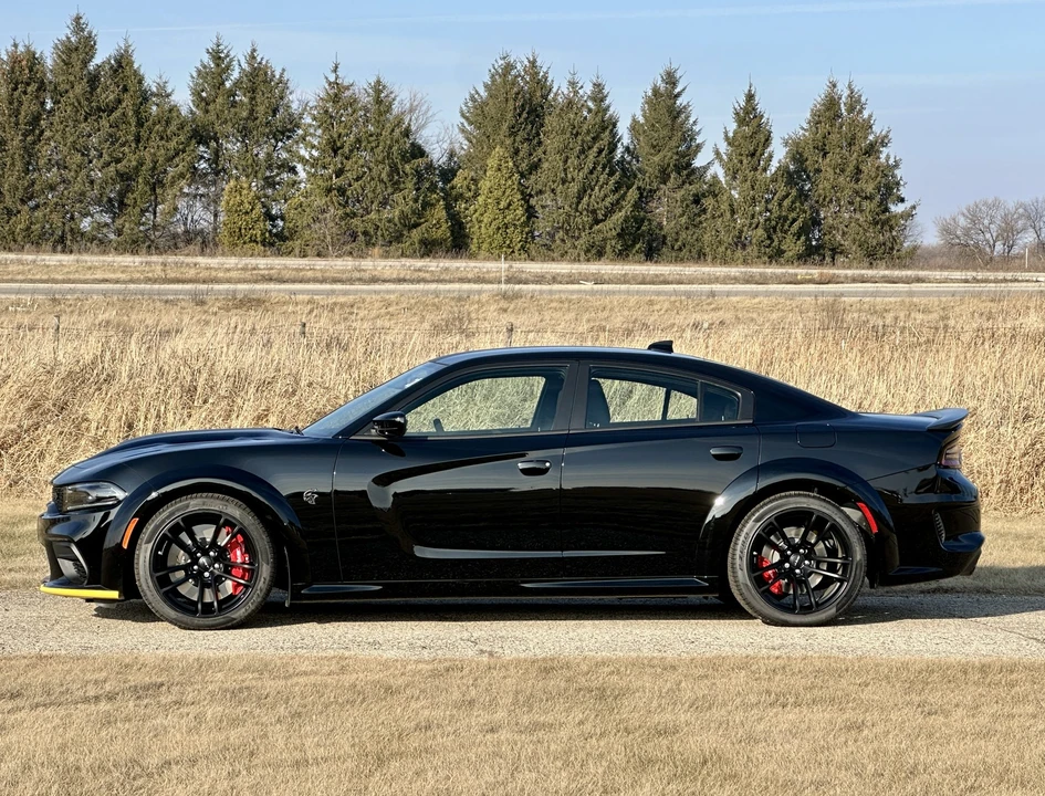 2023 Dodge Charger SRT Hellcat 7th Gen - Image 6 of 31