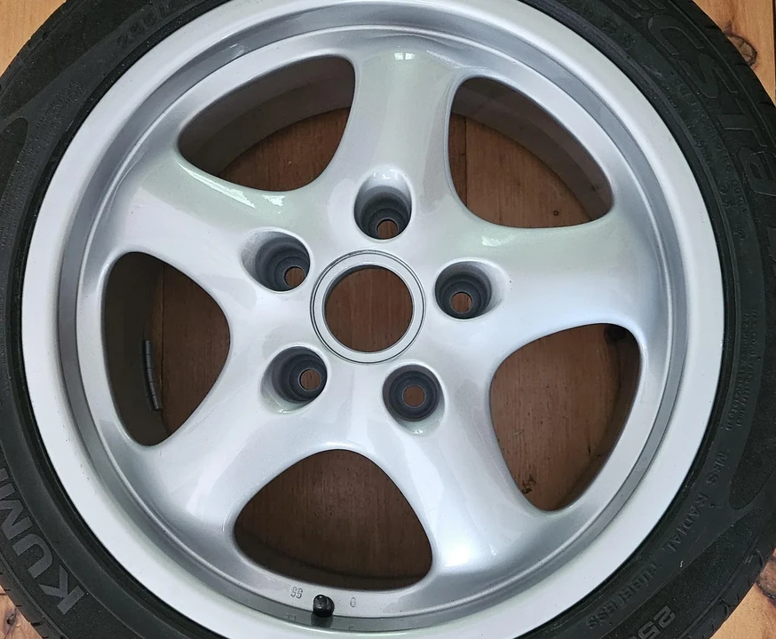 Porsche 911 - Image 6 of 10