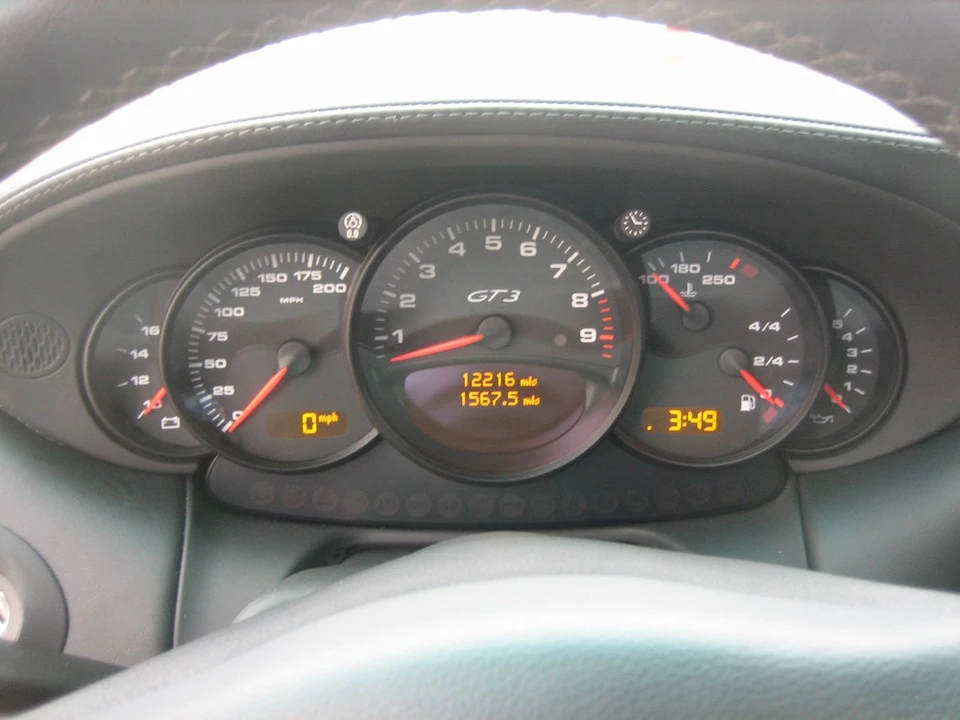 2004 Porsche 996 GT3 - Image 30 of 31