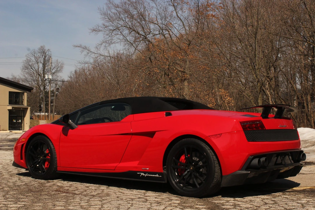 2014 Lamborghini Gallardo LP570-4 Spyder Performante - Image 5 of 31