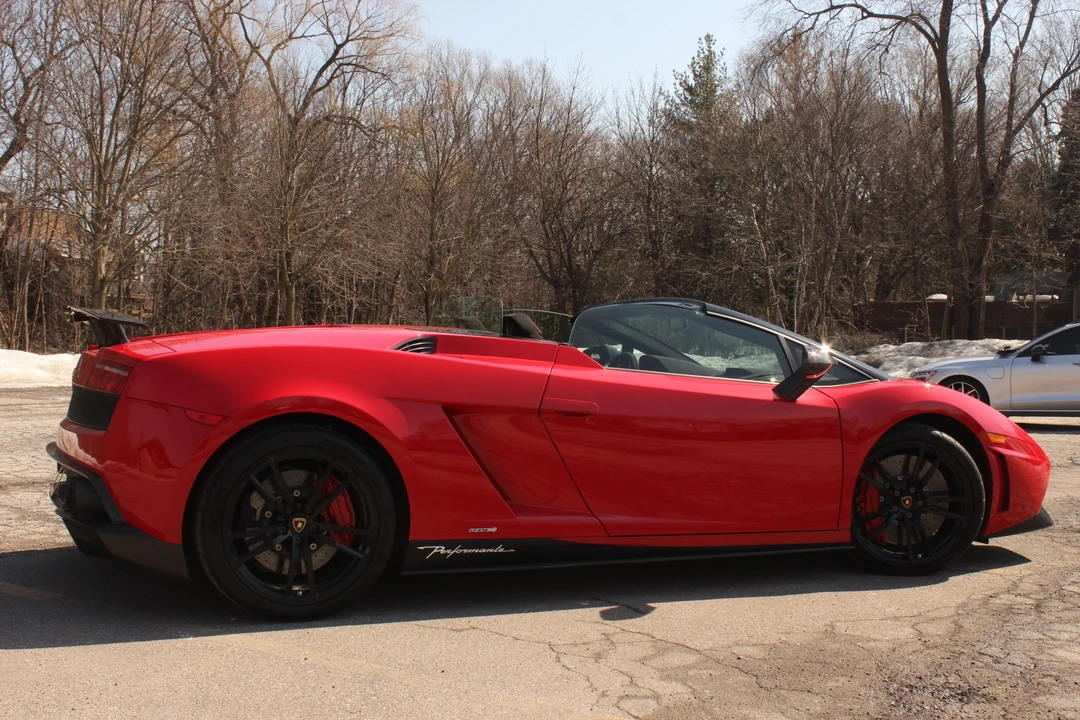 2014 Lamborghini Gallardo LP570-4 Spyder Performante - Image 13 of 31