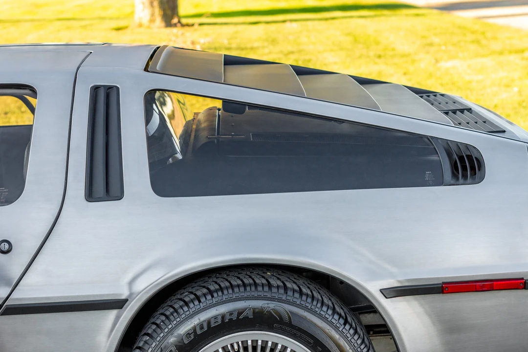 1981 DeLorean DMC-12 - Image 28 of 31