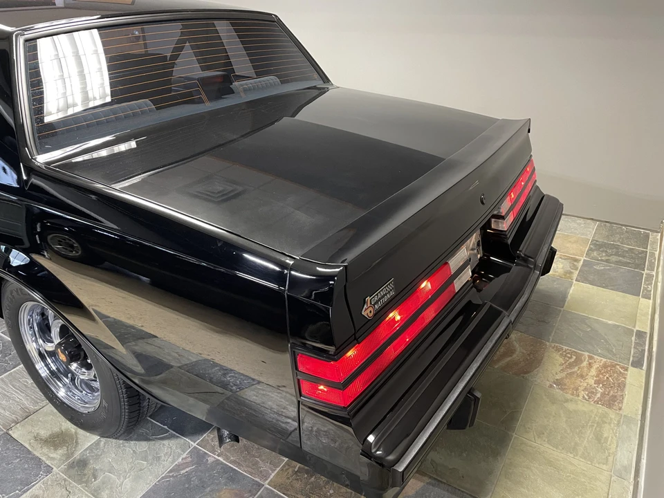 1986 Buick Grand National - Image 25 of 31