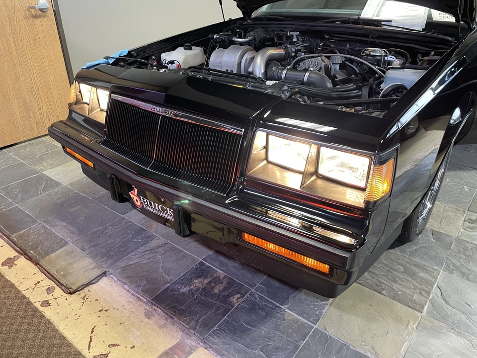 1986 Buick Grand National - Image 15 of 31