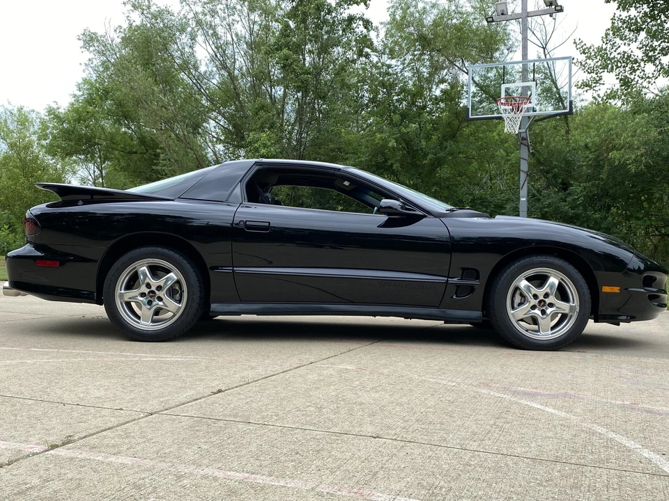 2002 Pontiac Firebird Trans Am 4th Gen - Image 29 of 31
