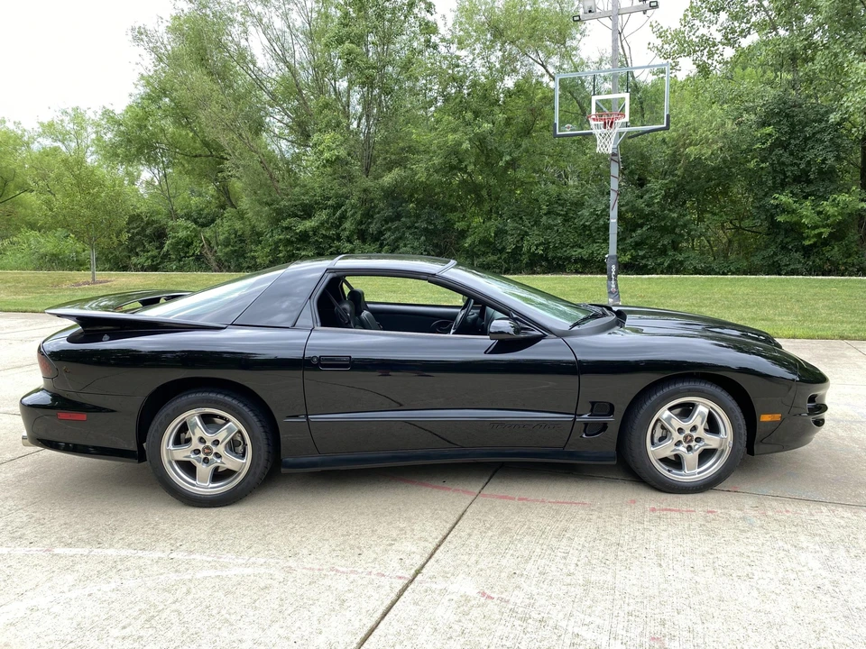 2002 Pontiac Firebird Trans Am 4th Gen - Image 28 of 31