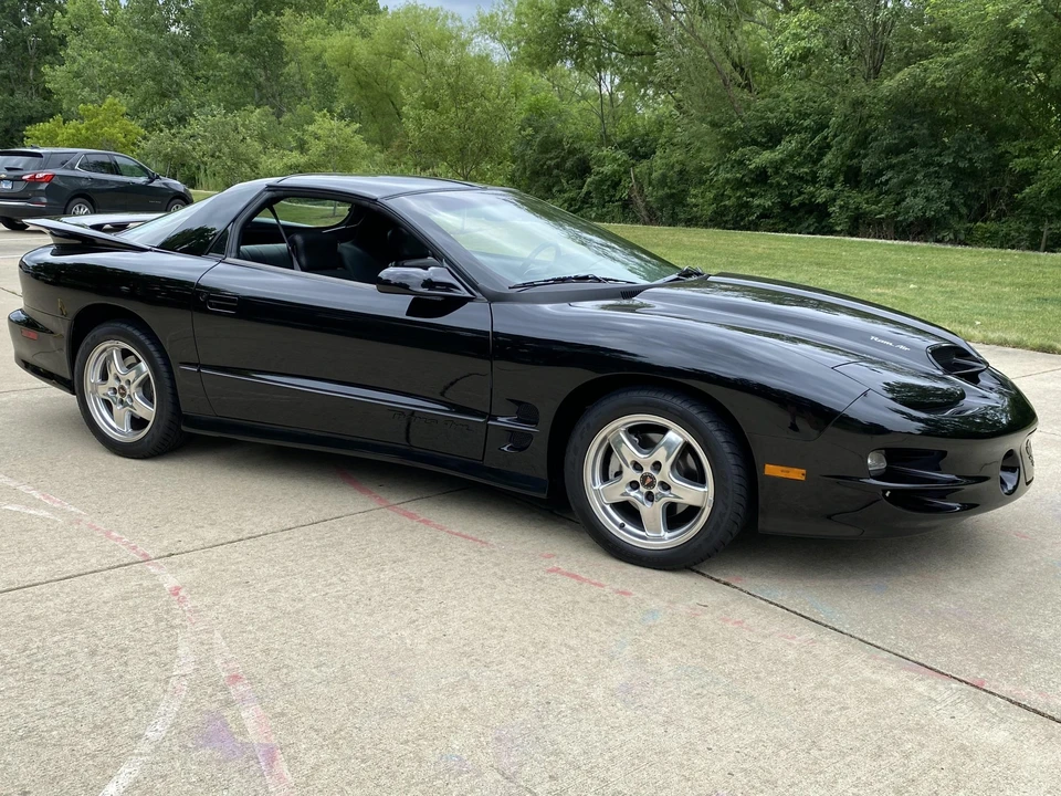 2002 Pontiac Firebird Trans Am 4th Gen - Image 25 of 31