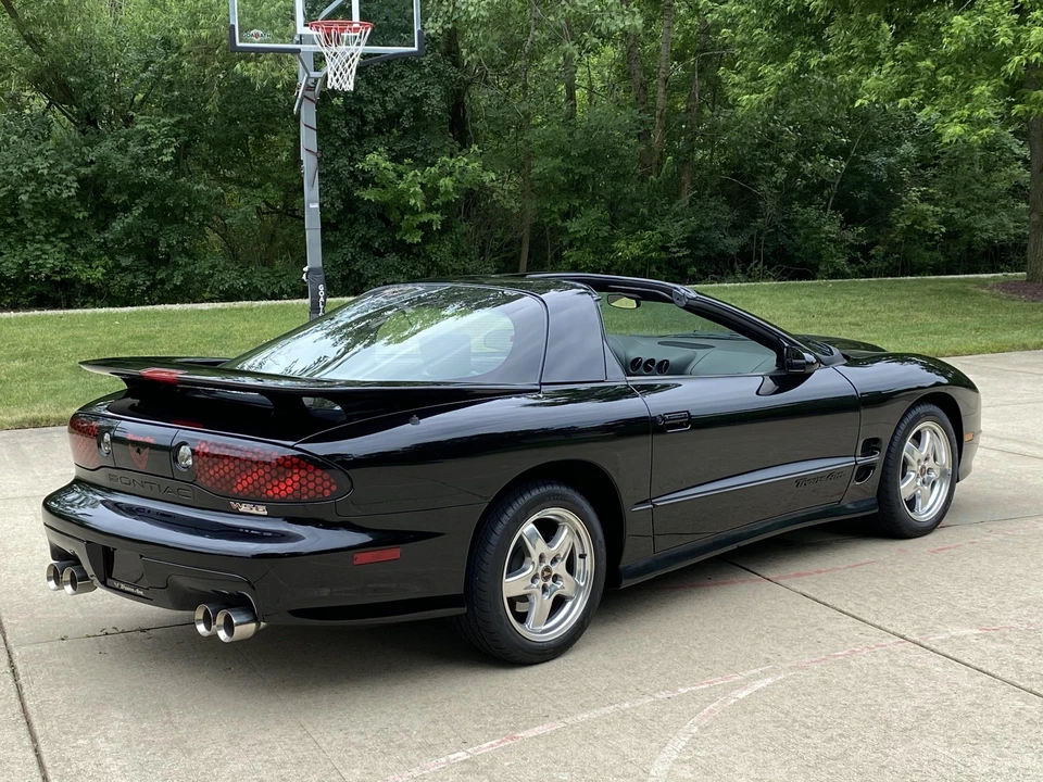 2002 Pontiac Firebird Trans Am 4th Gen - Image 17 of 31