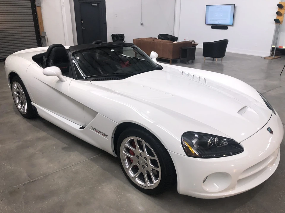 2004 Dodge Viper 2nd Gen - Image 20 of 31