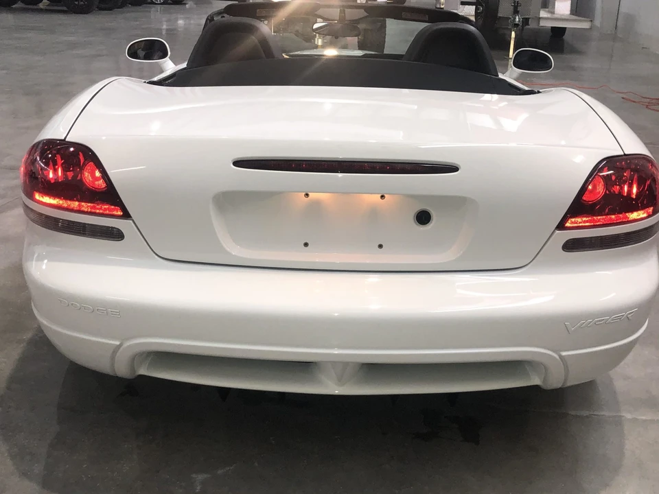 2004 Dodge Viper 2nd Gen - Image 13 of 31