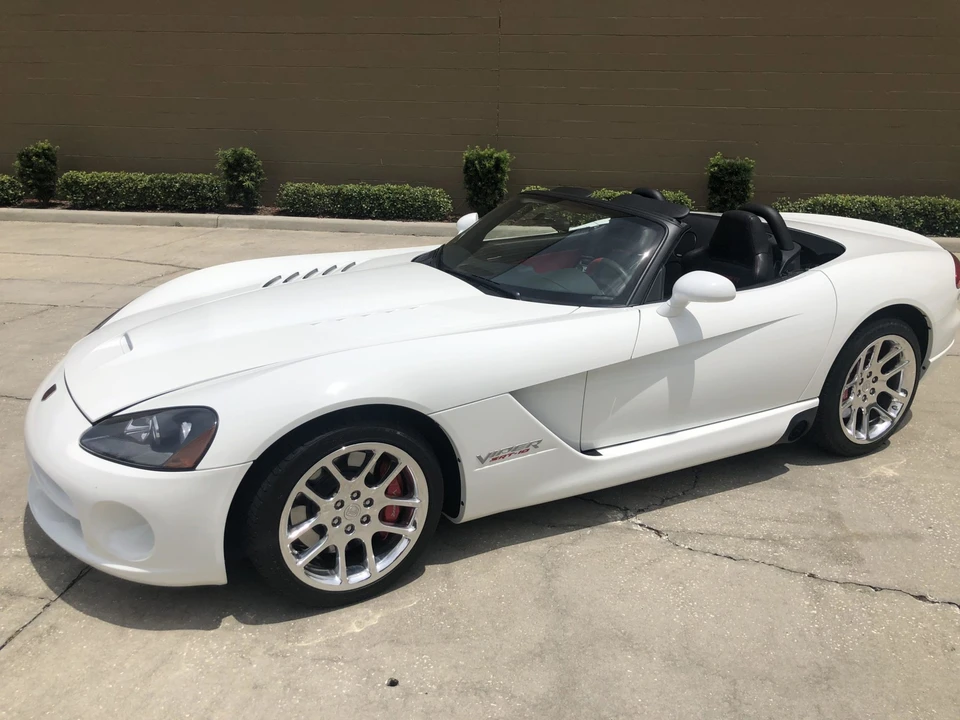 2004 Dodge Viper 2nd Gen - Image 4 of 31