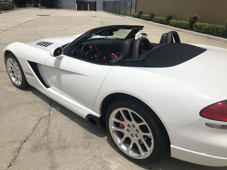 2004 Dodge Viper 2nd Gen - Image 7 of 31