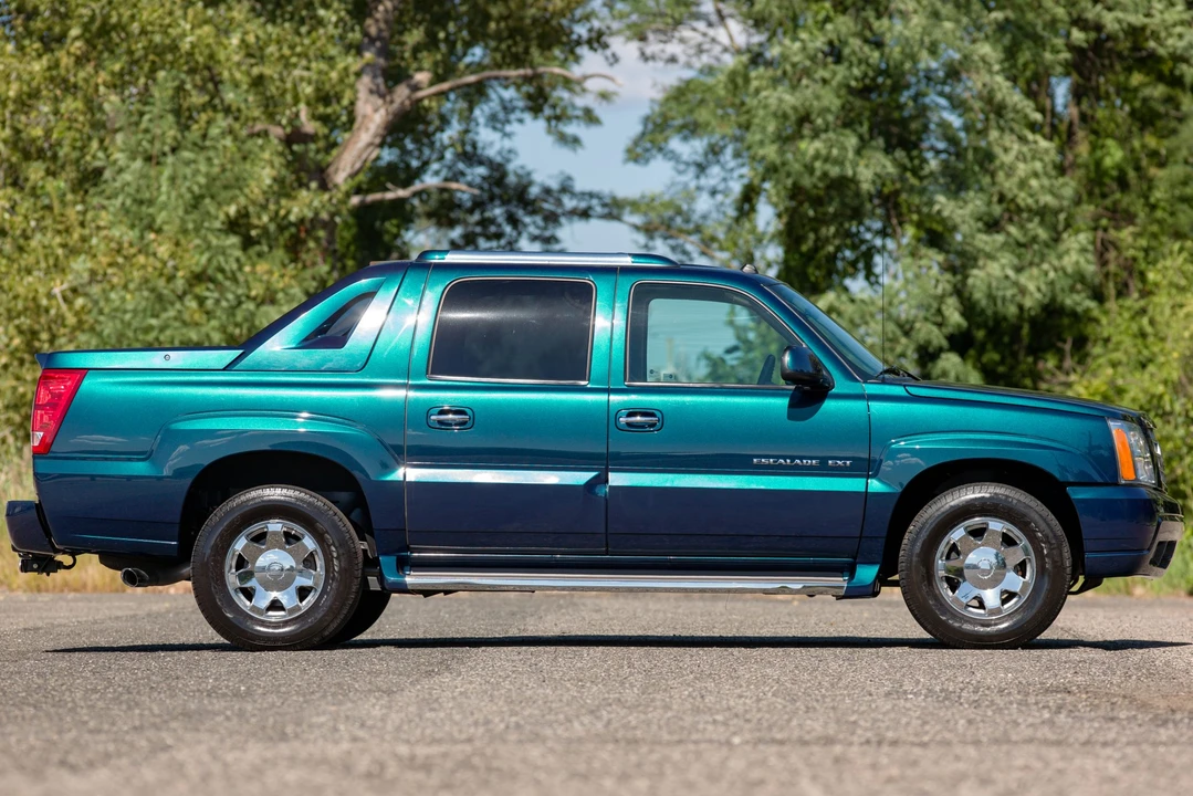 2005 Cadillac Escalade & EXT 2nd Gen - Image 19 of 31