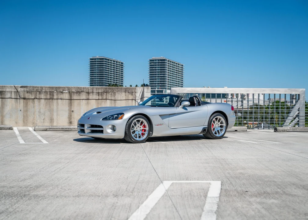 2005 Dodge Viper 3rd Gen - Image 13 of 31