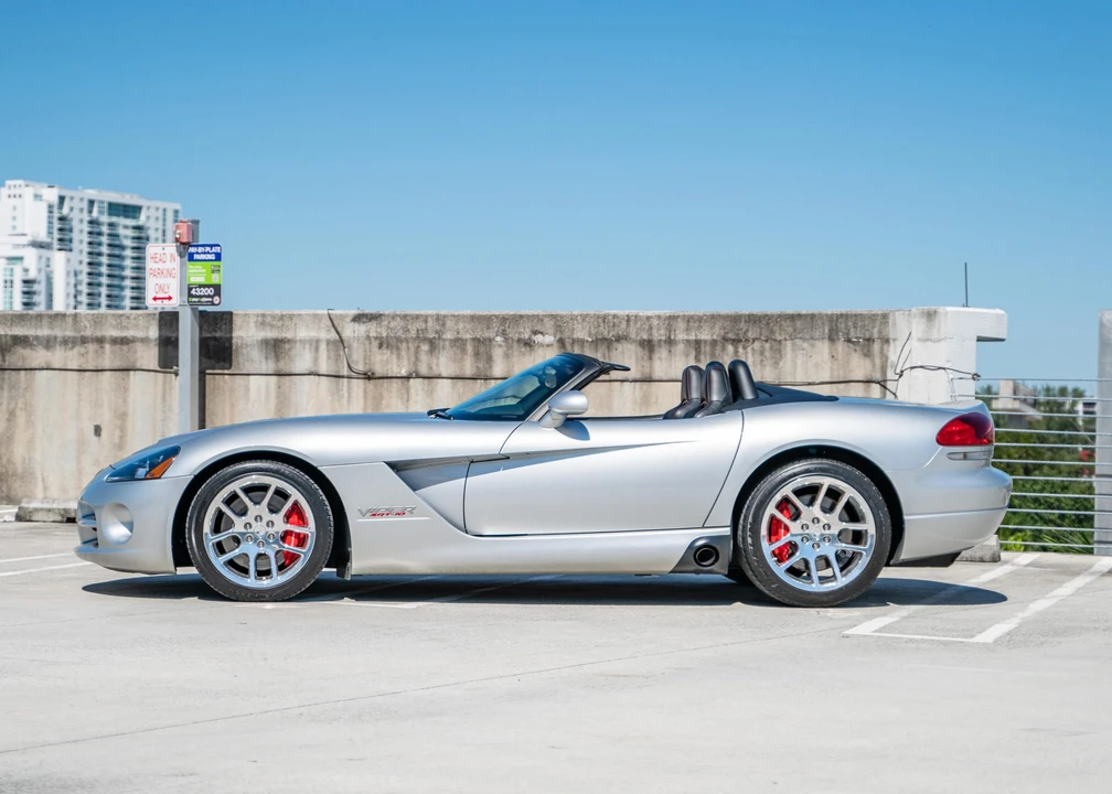 2005 Dodge Viper 3rd Gen - Image 19 of 31