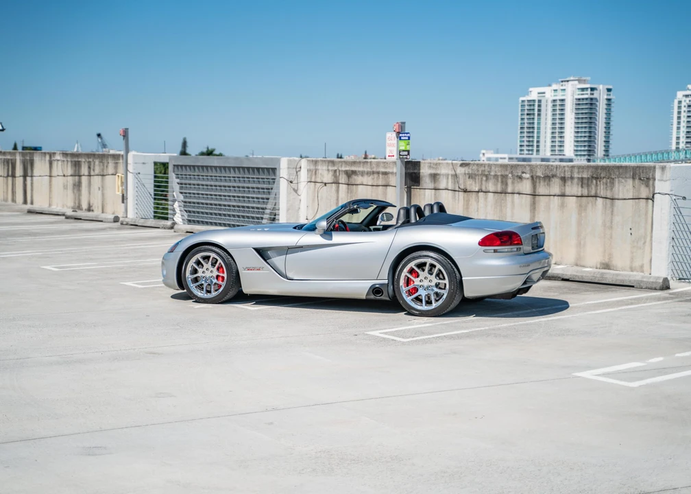 2005 Dodge Viper 3rd Gen - Image 21 of 31