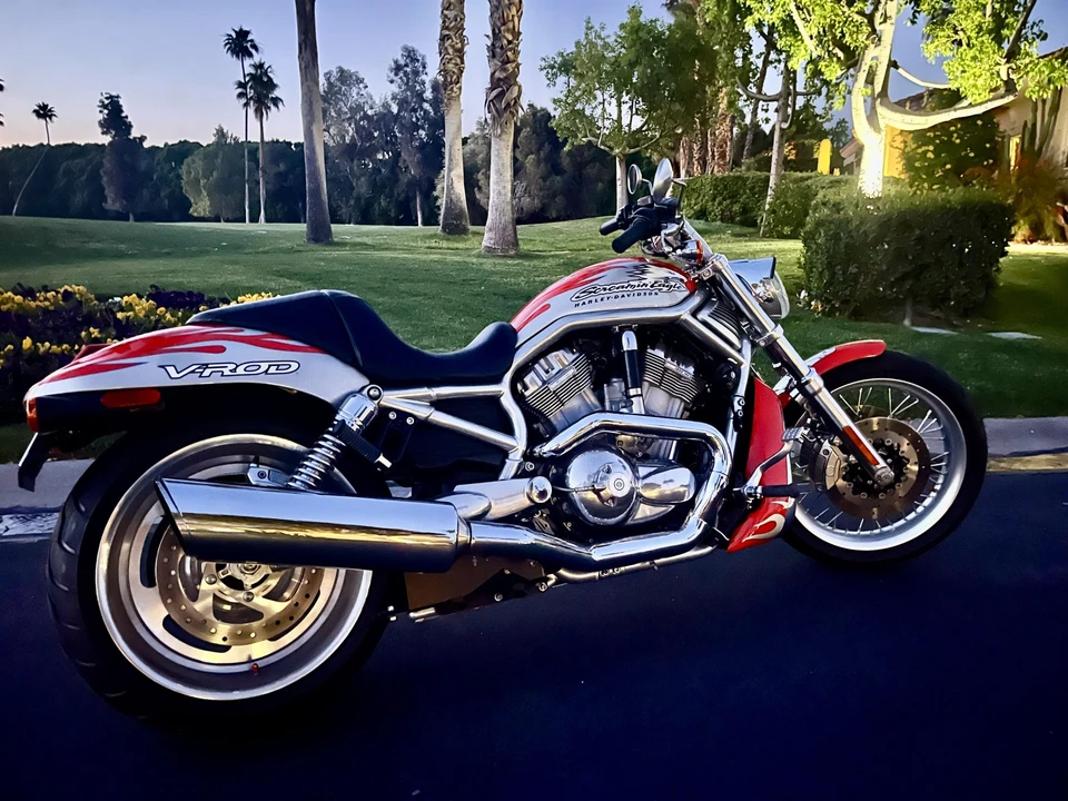 2007 Harley-Davidson V-Rod - Image 11 of 31