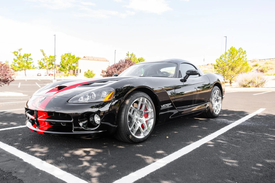 2008 Dodge Viper 4th Gen - Image 2 of 31