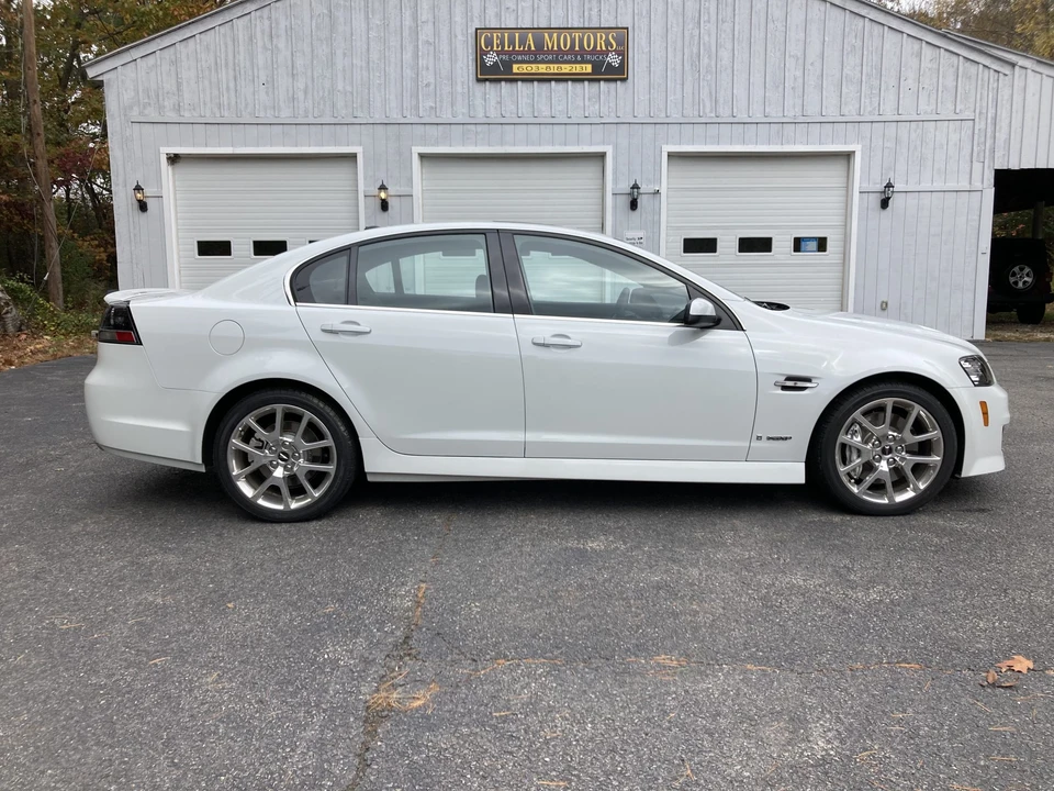 2009 Pontiac G8 - Image 11 of 31