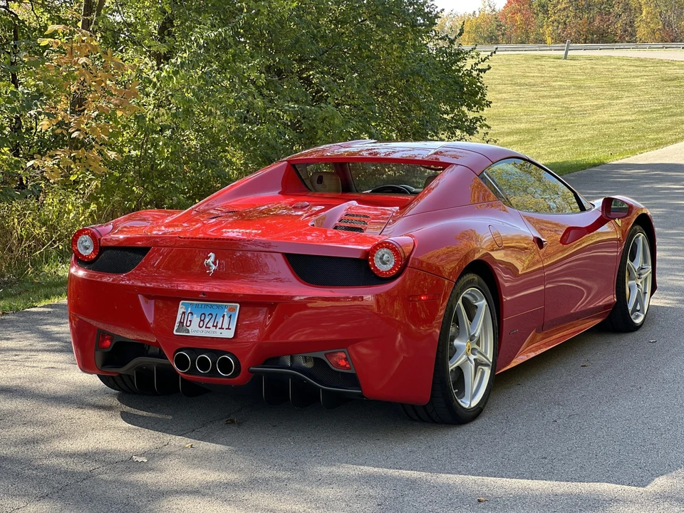 2012 Ferrari 458 Spider - Image 20 of 31