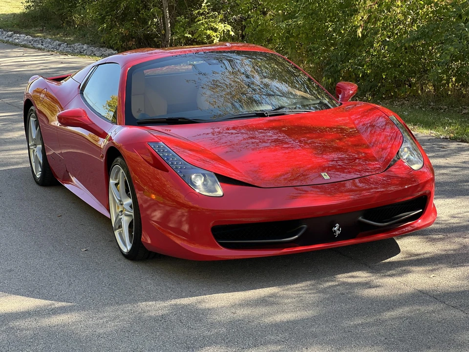 2012 Ferrari 458 Spider - Image 11 of 31