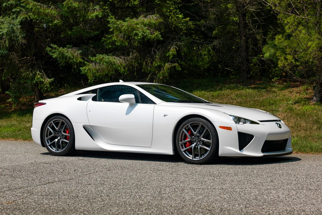 2012 Lexus LFA - Image 29 of 31