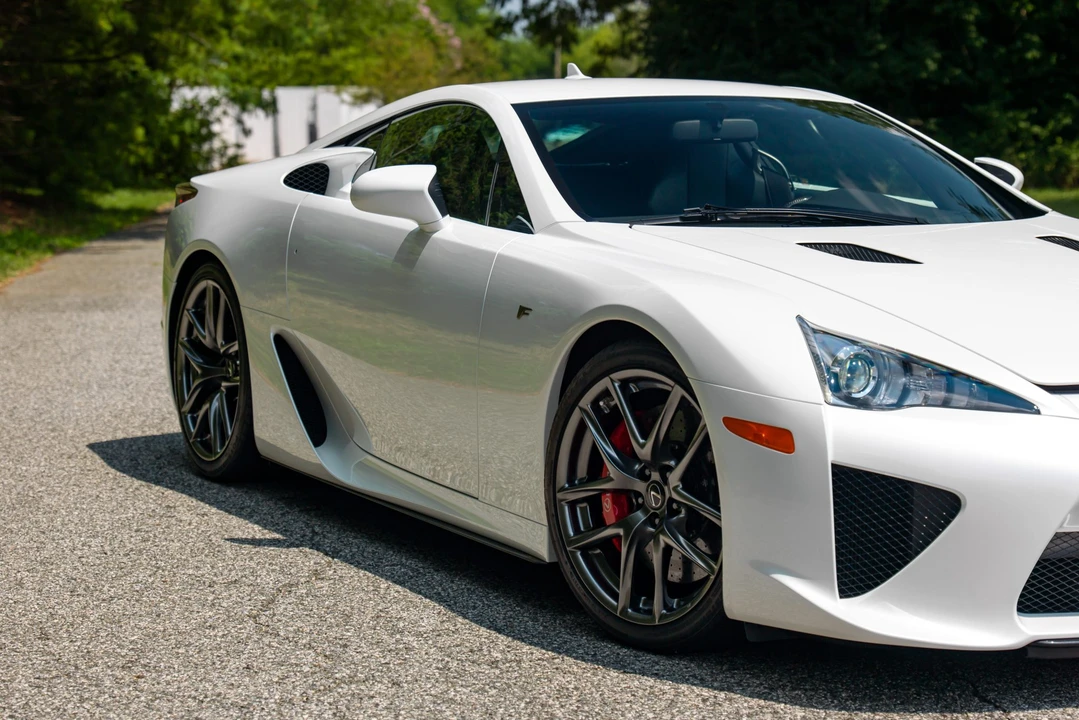 2012 Lexus LFA - Image 30 of 31