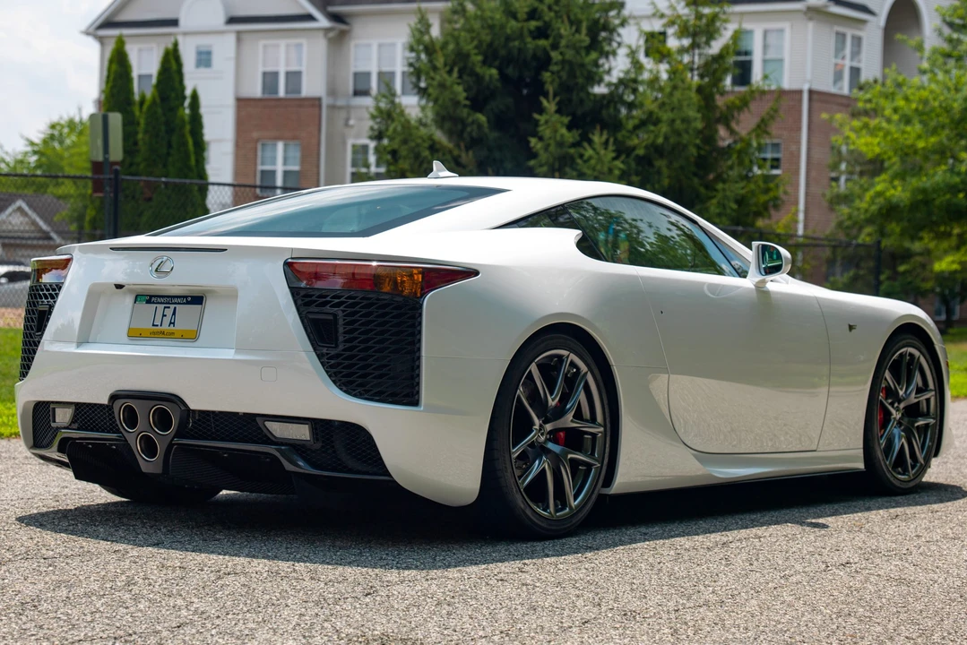 2012 Lexus LFA - Image 21 of 31