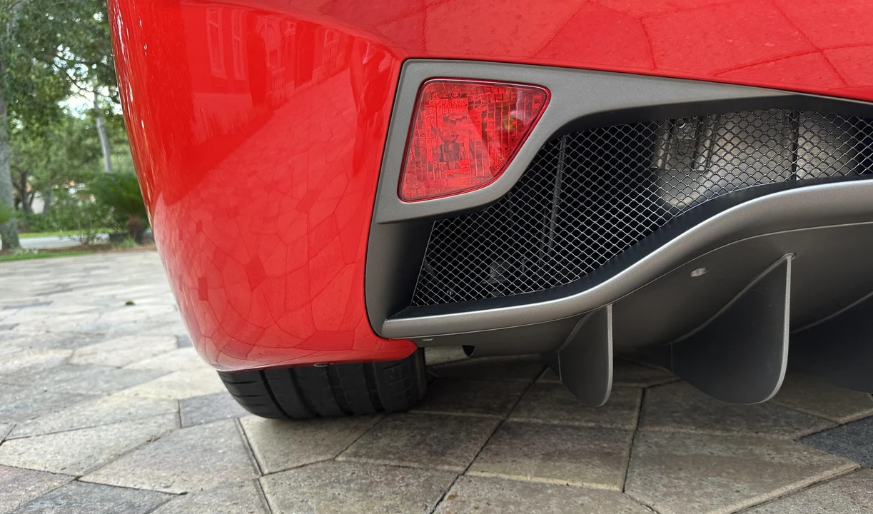 2014 Ferrari 458 Spider - Image 28 of 31