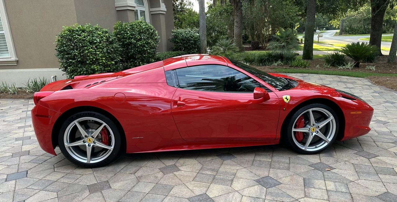 2014 Ferrari 458 Spider - Image 15 of 31