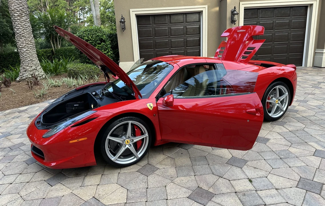 2014 Ferrari 458 Spider - Image 17 of 31