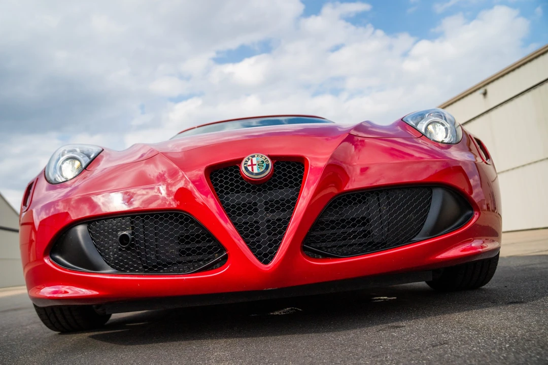 2015 Alfa Romeo 4C Coupe - Image 11 of 31