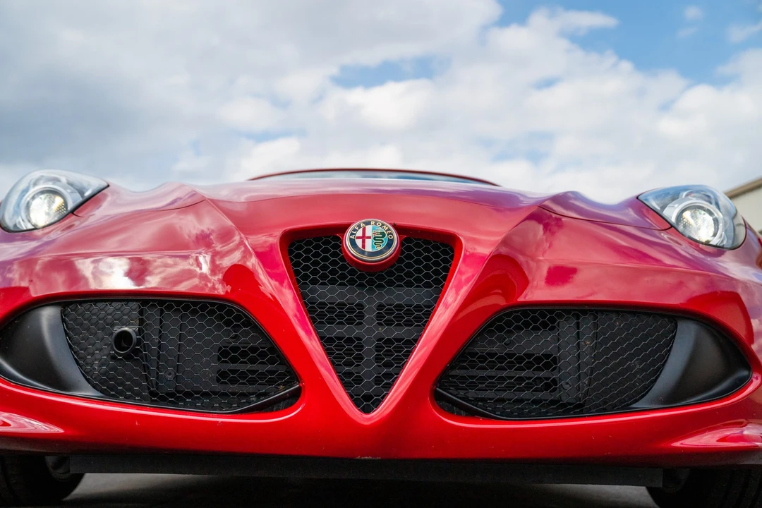 2015 Alfa Romeo 4C Coupe - Image 12 of 31